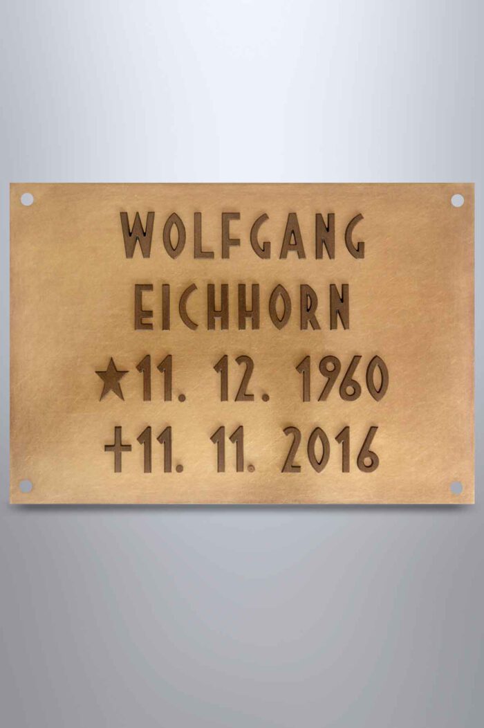 Gestaltungsbsp. aufmontierte Buchstaben